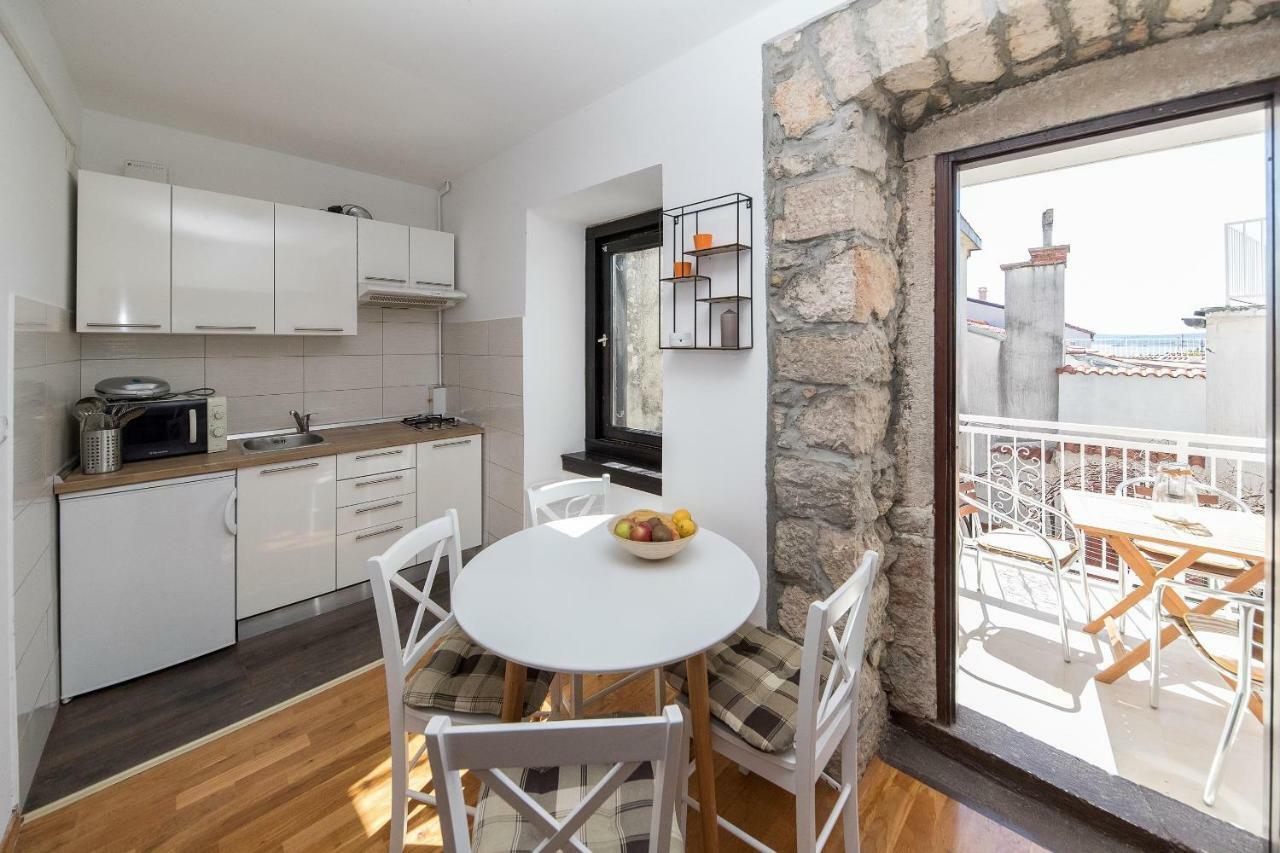 Apartmani Kristina تْسْغيكفانِتْسا المظهر الخارجي الصورة
